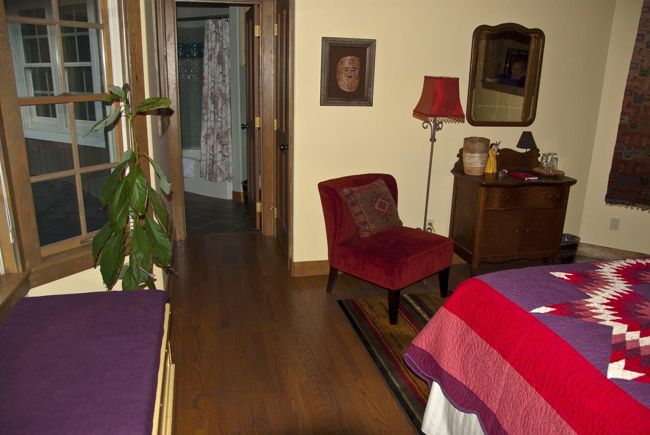 Hideaway Lodge B And B Woodinville Eksteriør billede