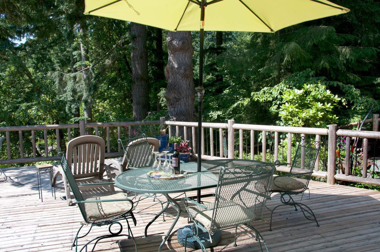 Hideaway Lodge B And B Woodinville Eksteriør billede